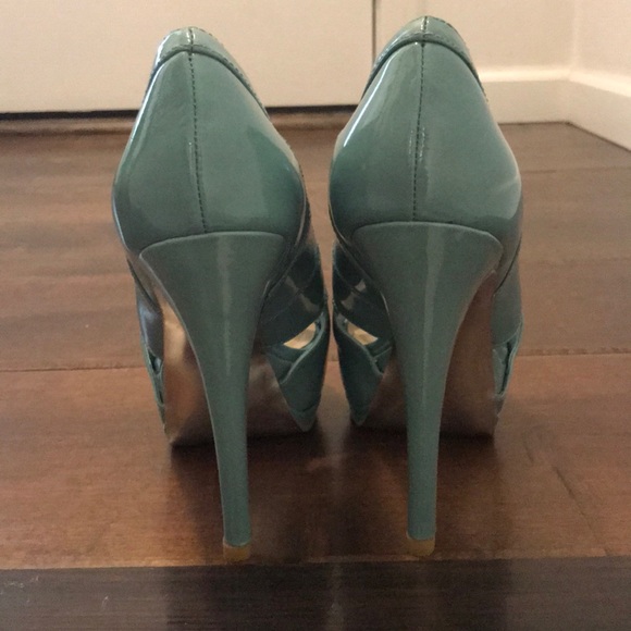 H by Halston Miranda Patent Leather Heels-Size:6.5 - Picture 4 of 5